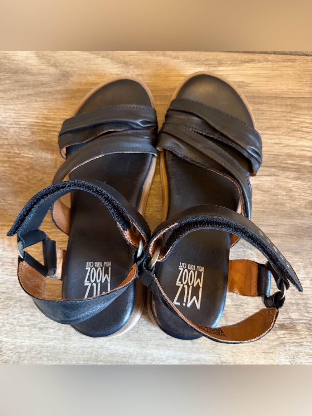 Miz Mooz Camellia Leather sandals stud details cushioned footbed - Picture 7 of 13